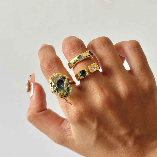 Cosmo Ring The Chic Women.