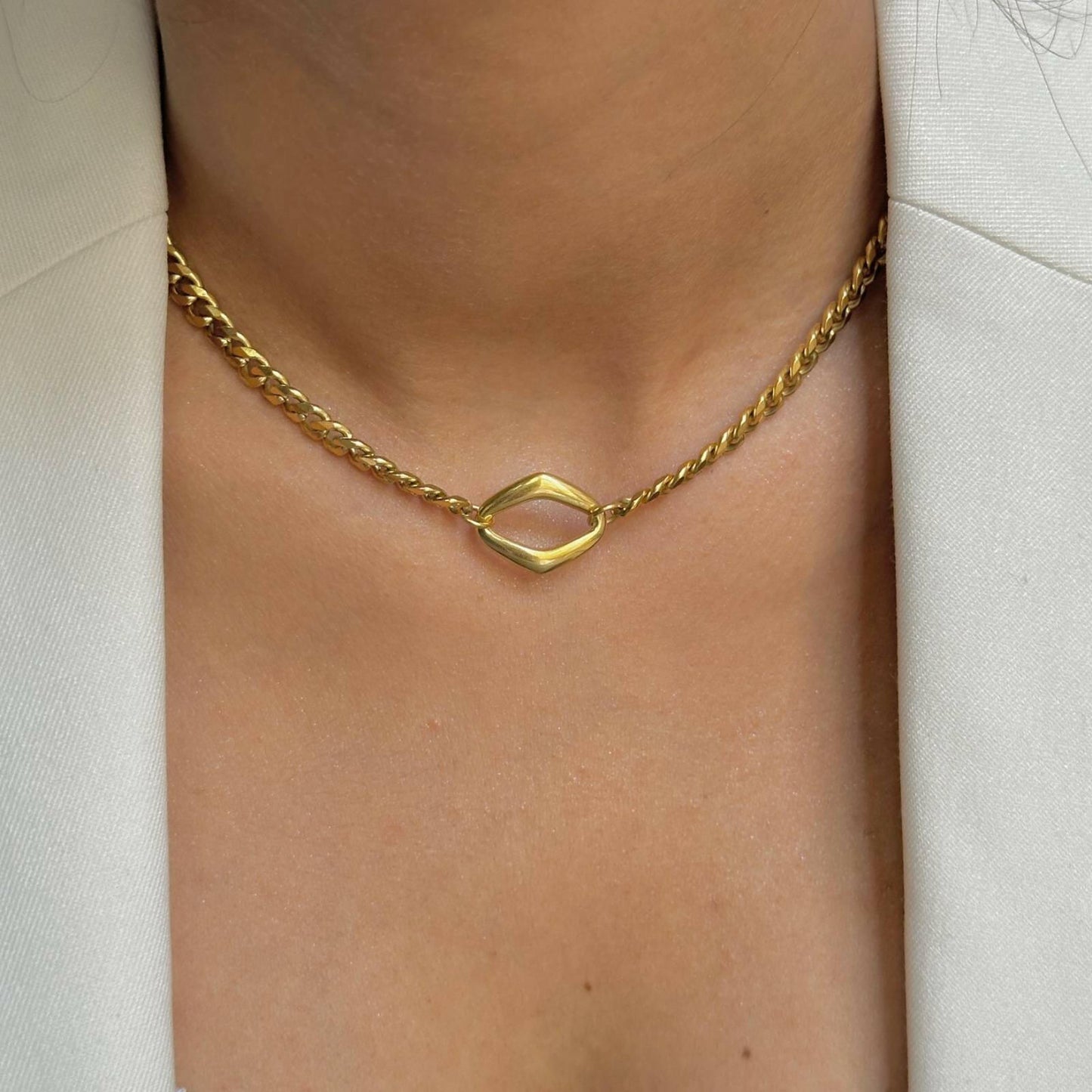 Material girl necklace The Chic Women.