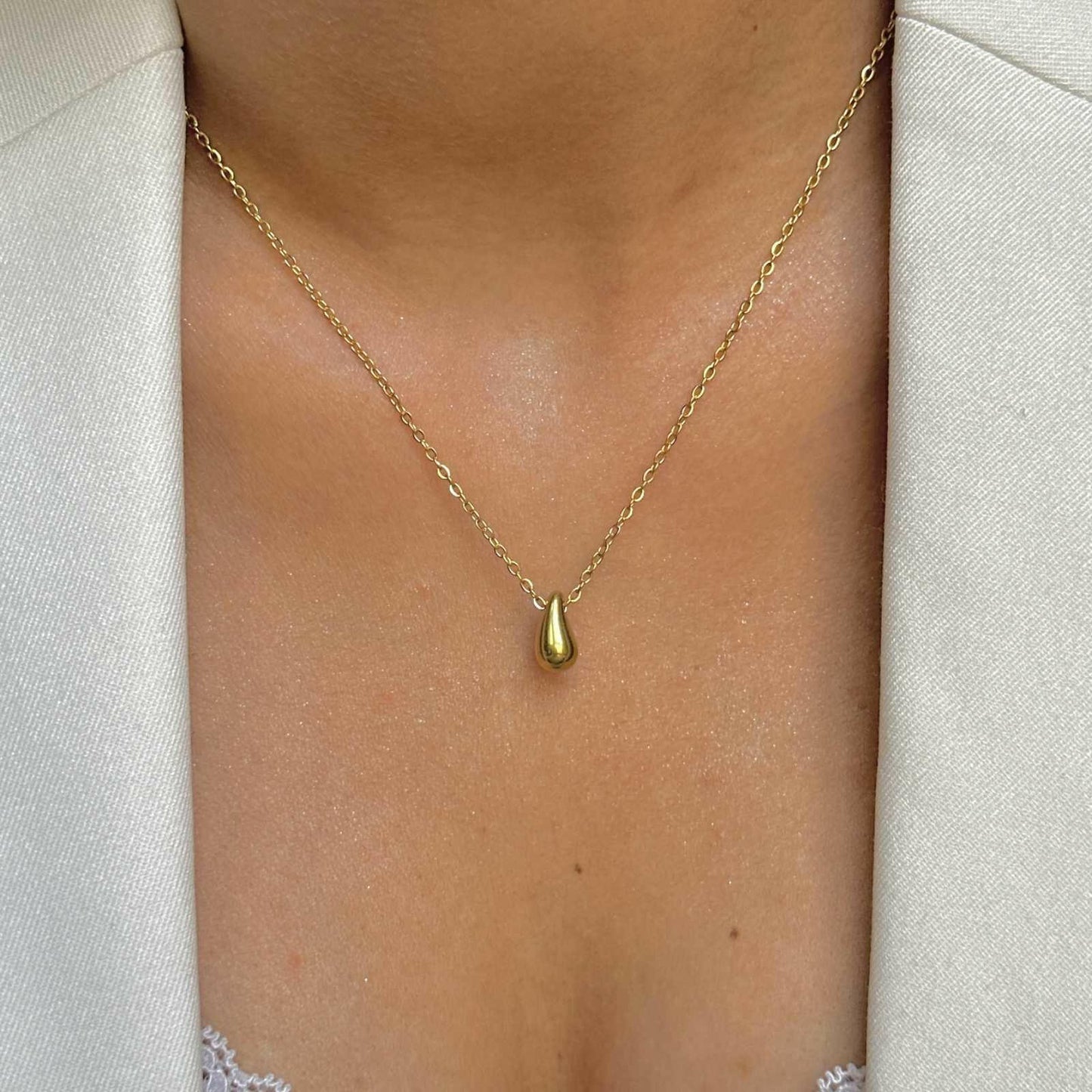 Teardrop Necklace The Chic Women.