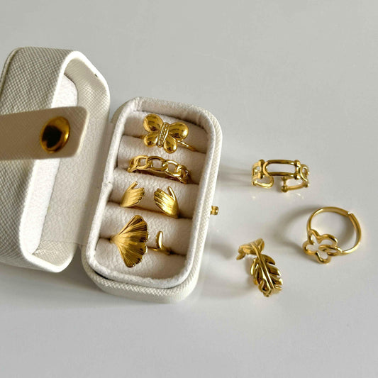 Bubbly Butterfly Ring The Chic Women.