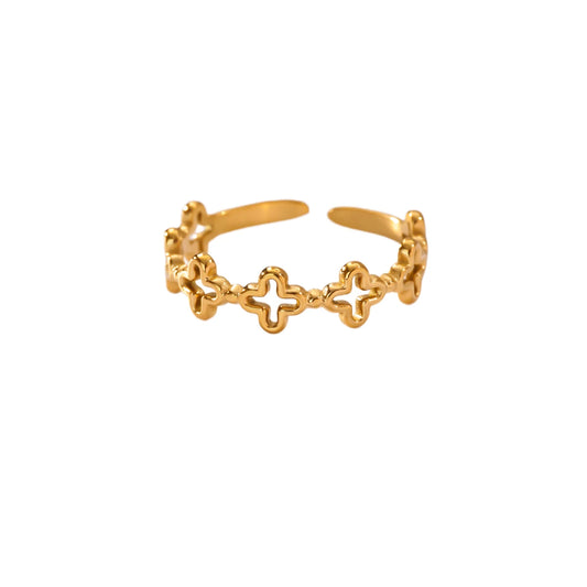 Clover Band Ring