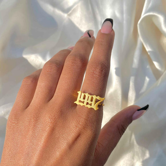 Birth Year Ring  The Chic Women.