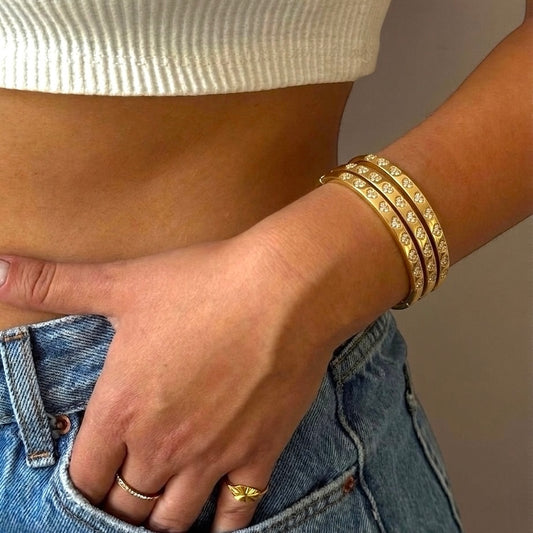 Heart Pavé Bangle