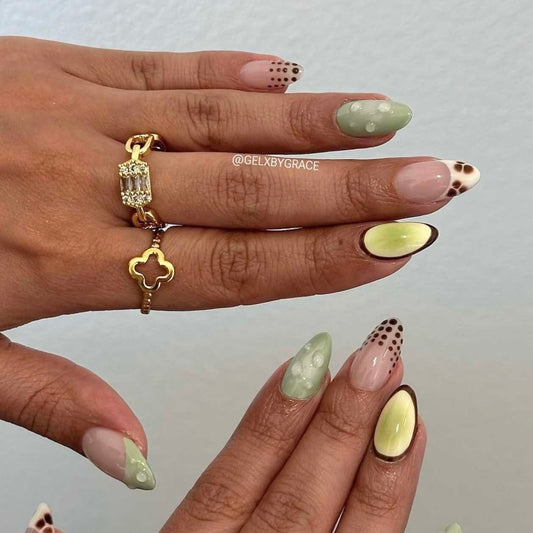 Clover Ring