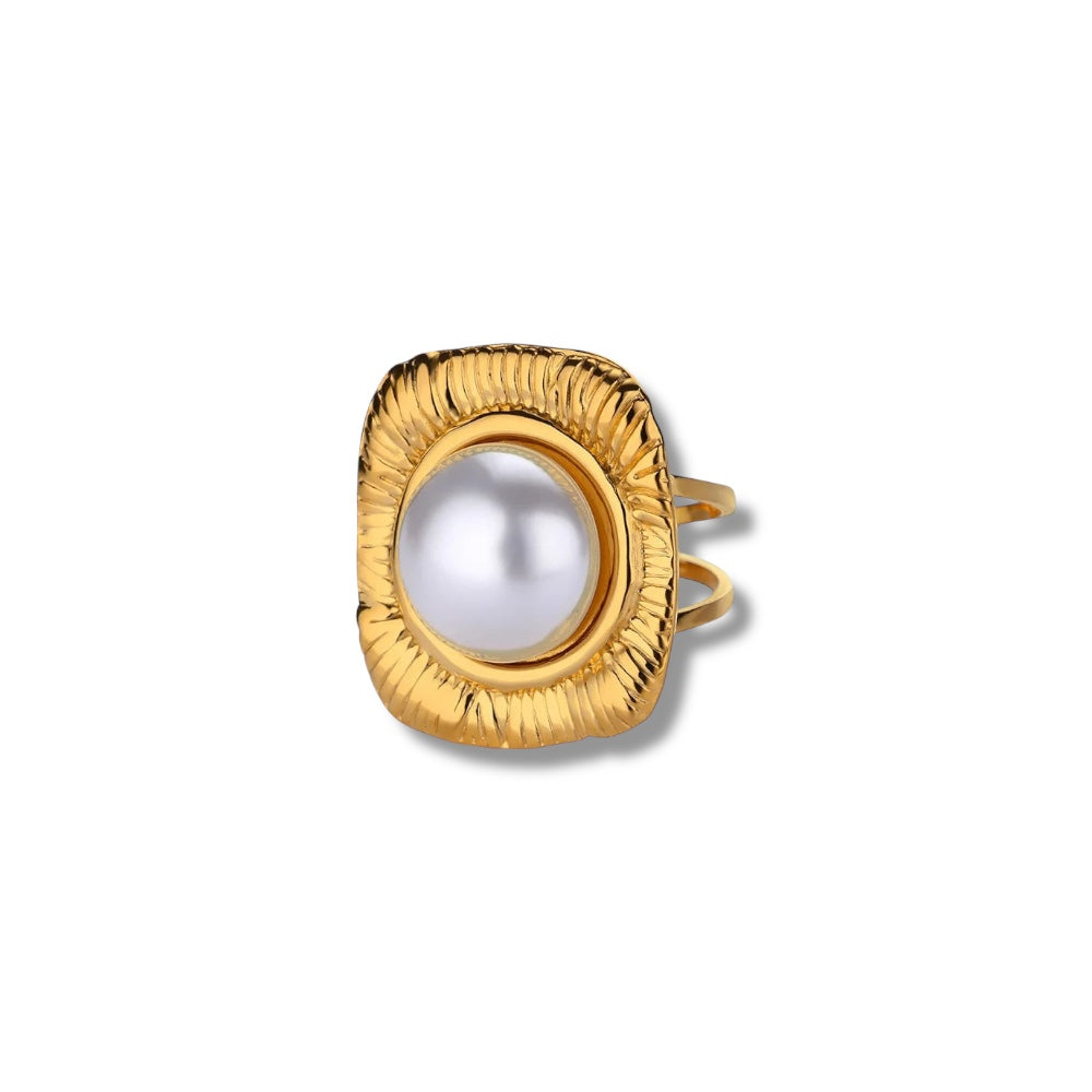 Chunky Pearl Ring