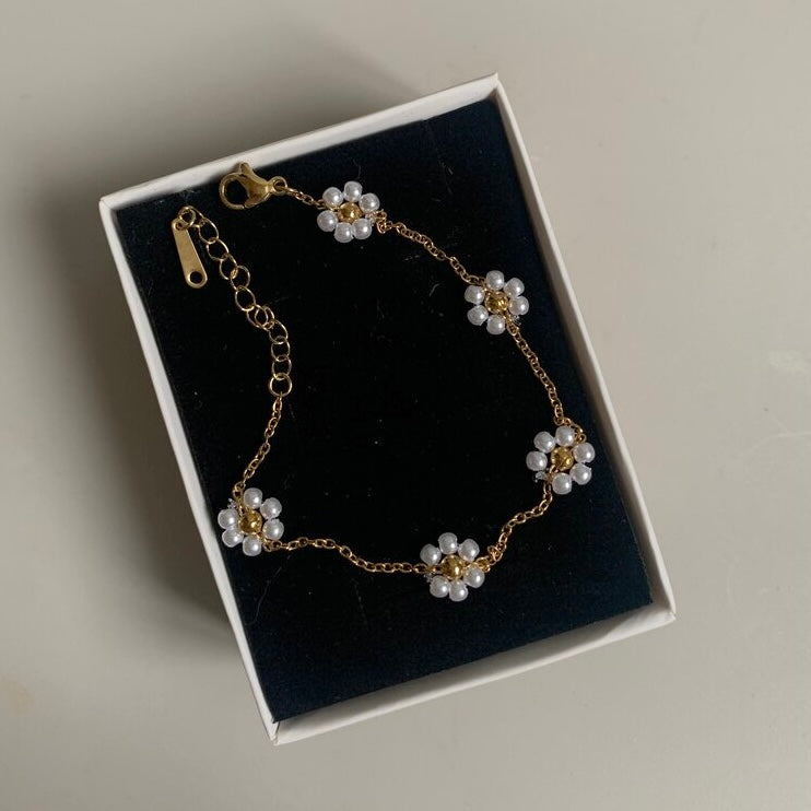 Daisy Beads Bracelet