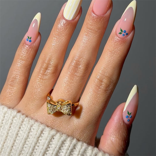 Dainty Bow Ring